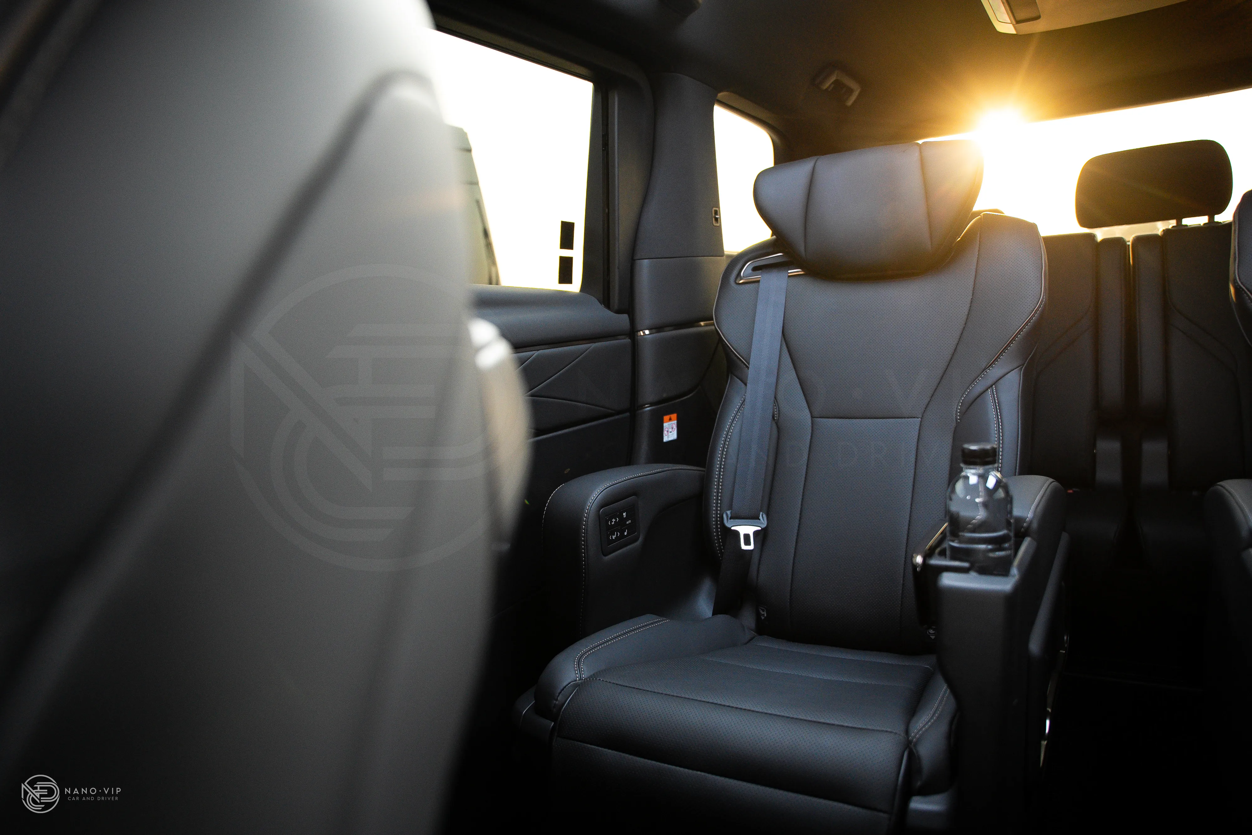 ALPHARD 40 Series รูปที่ 1