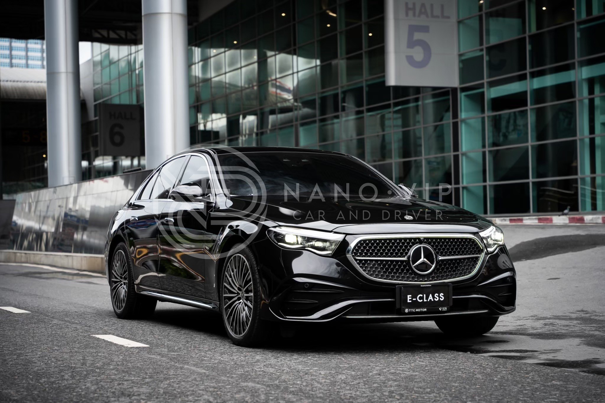 Mercedes-Benz E350e AMG W214
